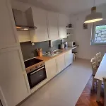 Family Nona شقة