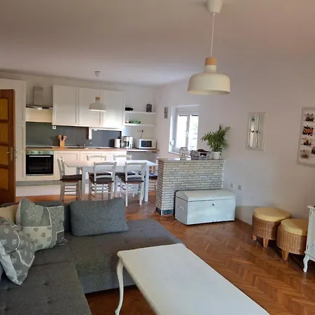 Appartamento Family Nona Crikvenica